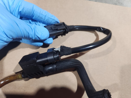 BMW E70 DDE Diesel intrusion prevention harness. 13537806960