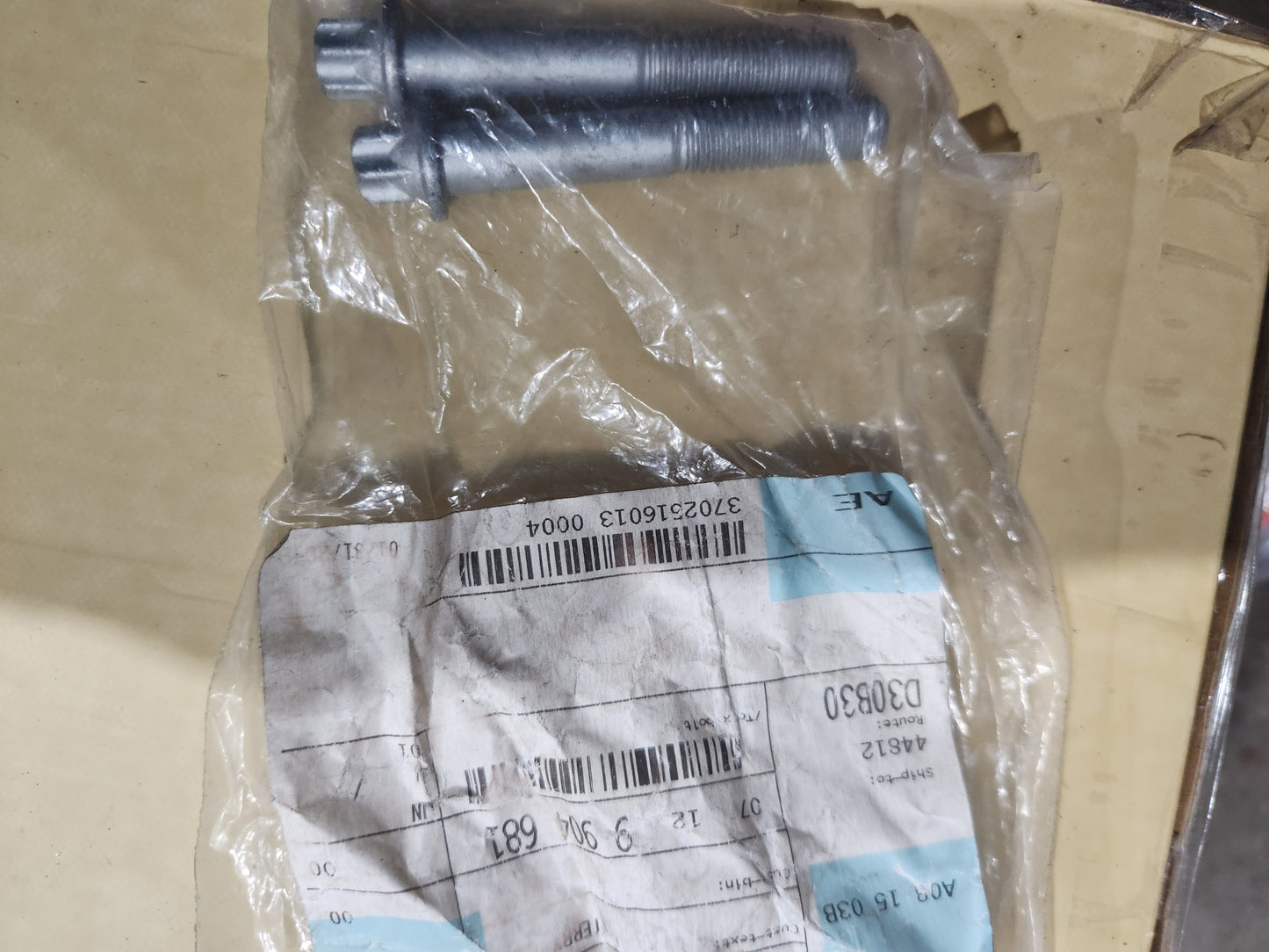 Genuine NEW BMW 2009-2011 BMW 335d - Starter Mount Bolt 07-12-9-904-681